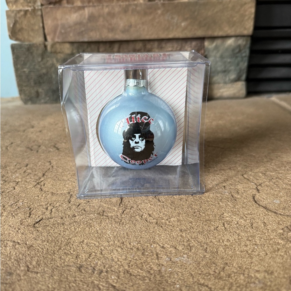 Alice Cooper Bulb ornament